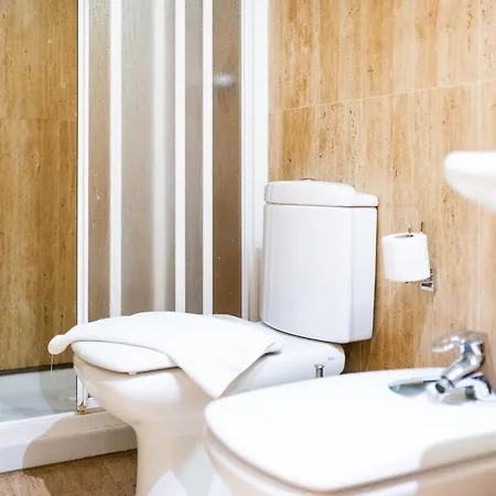 Apartment Piso Junto A Mercado De San Agustin Y Catedral En *