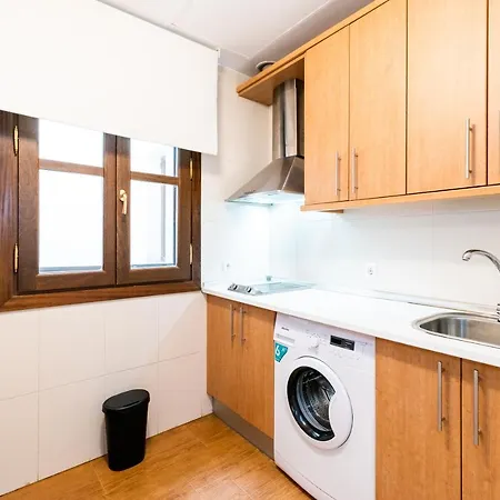 Piso Junto A Mercado De San Agustin Y Catedral En Apartment *
